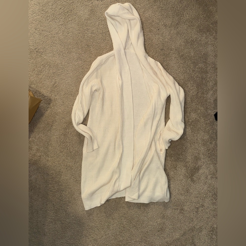 White House Black Market Cream Knit Cardigan